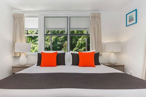 By The Sea Port Douglas - Hervey Bay Accommodation 6