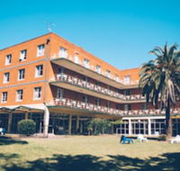 Greenwich Village Accommodation Hostel - Tourism Hervey Bay