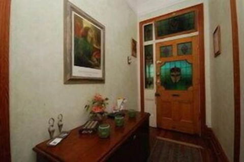 Above Bored Bed & Breakfast - Tourism Hervey Bay 4