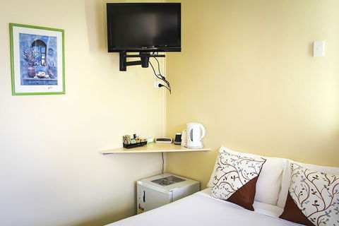 Motel 359 - Tourism Hervey Bay 5