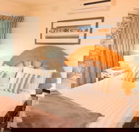 Beachwalk Cottage - Hervey Bay Accommodation