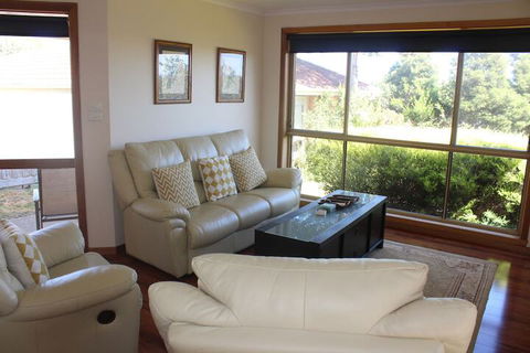 Australian Home Away At Doncaster Andersons Creek 2 - Hervey Bay Accommodation 4