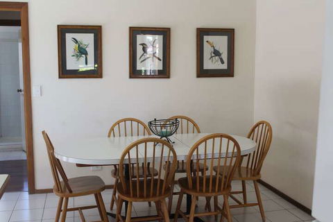 Australian Home Away At Doncaster Andersons Creek 2 - Hervey Bay Accommodation 2