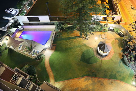 Narrowneck Court - Tourism Hervey Bay 2