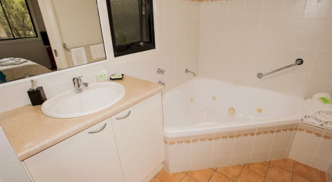 Goldfield Holiday Units - Hervey Bay Accommodation 4