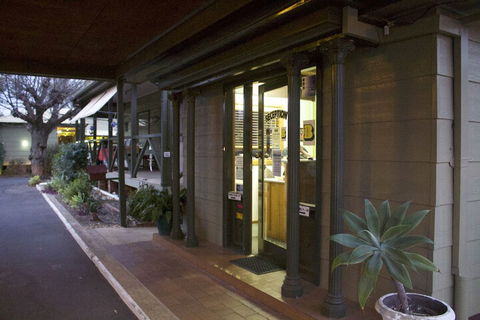 Lake Forbes Motel - Tourism Hervey Bay 1