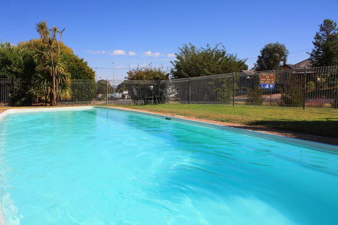 Hi Way Motor Inn - Hervey Bay Accommodation 3