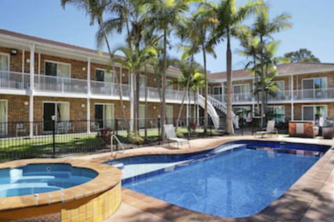 Aston Motel Yamba - Tourism Hervey Bay 0