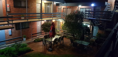 Mahogany Motel - Hervey Bay Accommodation 2