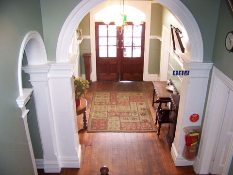 Anchorage Seafront Hotel - Hervey Bay Accommodation 1