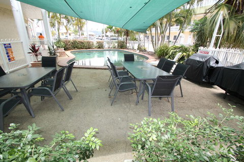 The Colonial Rose Motel - Hervey Bay Accommodation 2