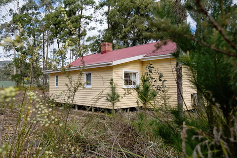 Rosedale Cottages - Hervey Bay Accommodation 1