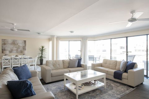 Manly Surfside Holiday Apartments - Tourism Hervey Bay 5