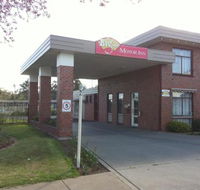 Big Valley Lakeside Paradise Motor Inn - Hervey Bay Accommodation