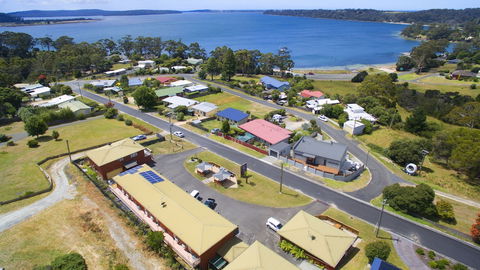 Sweetwater Villas - Hervey Bay Accommodation 0