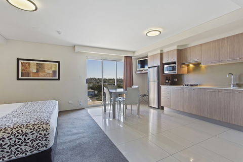 CBD Luxury Accommodation - Hervey Bay Accommodation 2