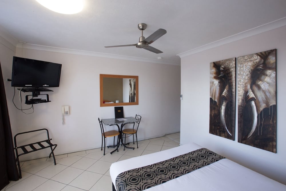 Berserker QLD Hervey Bay Accommodation