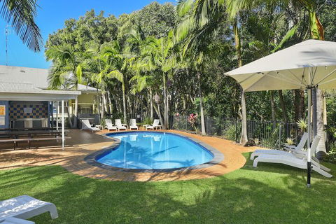 Flynns On Surf Beach Villas - Hervey Bay Accommodation 2