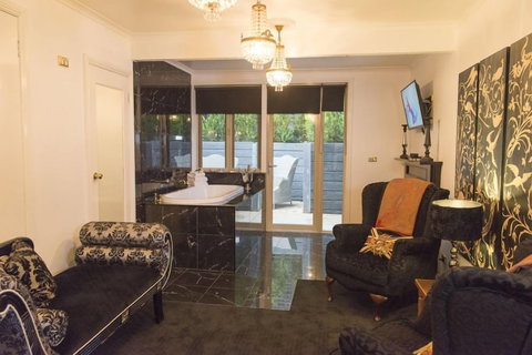 The Loft In The Mill Boutique Accommodation - Hervey Bay Accommodation 6