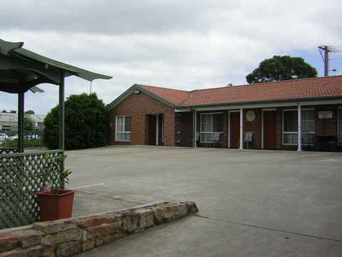 George Bass Motor Inn - Tourism Hervey Bay 5