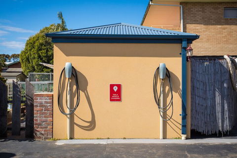Anchors Aweigh Narooma - Hervey Bay Accommodation 4
