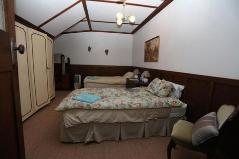 COLWYN HOUSE & STABLE COTTAGE B B - Hervey Bay Accommodation 7