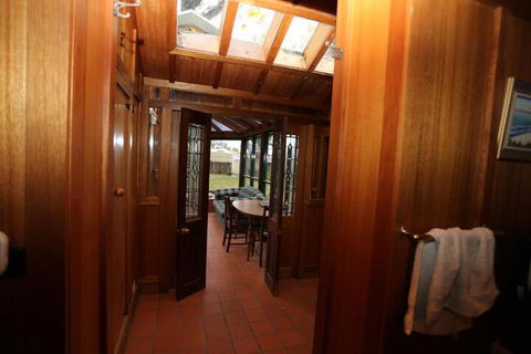 COLWYN HOUSE & STABLE COTTAGE B B - Hervey Bay Accommodation 2