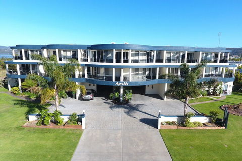 Apollo Apartments - Hervey Bay Accommodation 1