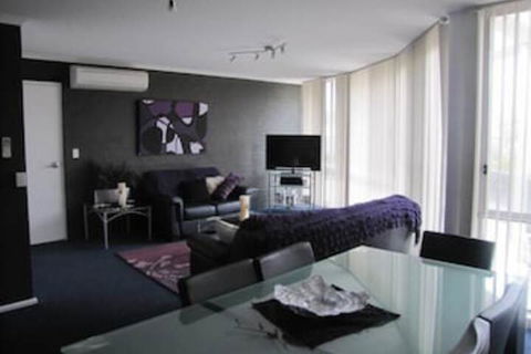 Apollo Apartments - Hervey Bay Accommodation 6