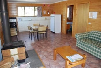 Gumleaves Bush Holidays - Hervey Bay Accommodation 5