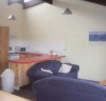 Alpha Centauri 8 Budget Jindabyne Holiday Apartment - Hervey Bay Accommodation