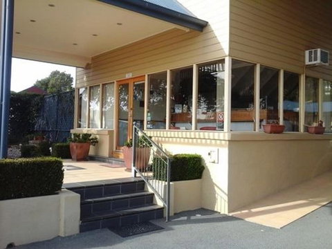 Willows Motel Goulburn - Hervey Bay Accommodation 3