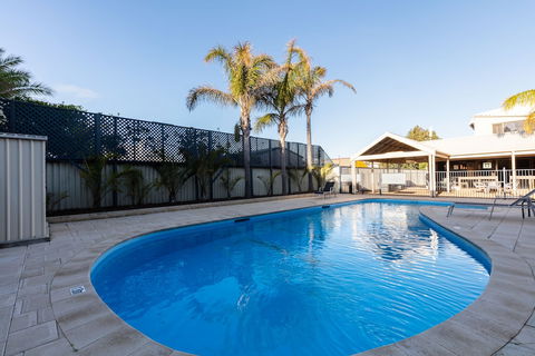 Sails Geraldton Accommodation - Tourism Hervey Bay 4
