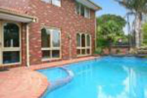 Frankston B & B - Hervey Bay Accommodation 0