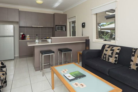 Emerald Inn - Hervey Bay Accommodation 5