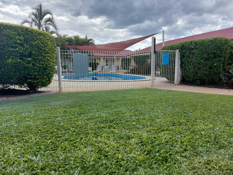 Emerald Explorers Inn - Hervey Bay Accommodation 2