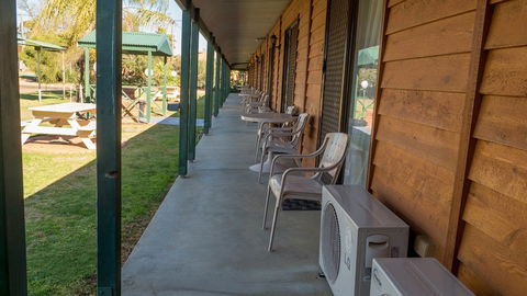 Deniliquin Country Club Motor Inn - Hervey Bay Accommodation 1