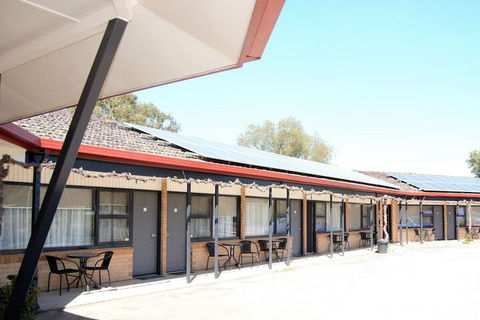 Civic Motor Inn - Hervey Bay Accommodation 2