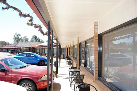 Civic Motor Inn - Hervey Bay Accommodation 6