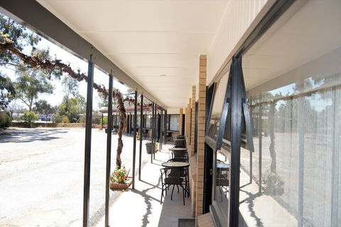 Civic Motor Inn - Hervey Bay Accommodation 4