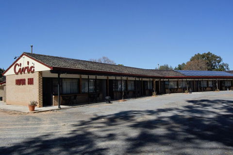 Civic Motor Inn - Hervey Bay Accommodation 1