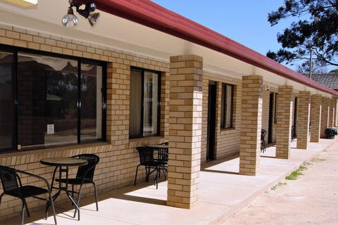 Civic Motor Inn - Hervey Bay Accommodation 5
