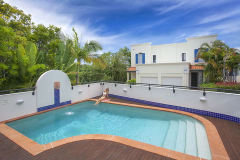 The Point Coolum Beach - Hervey Bay Accommodation 5