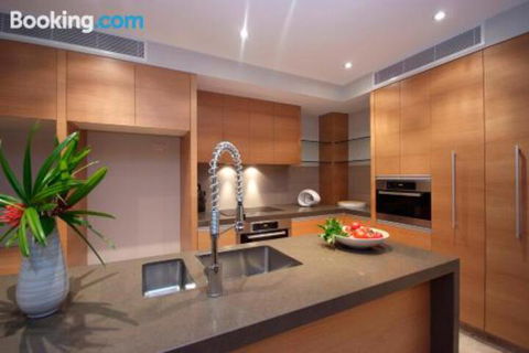 Villa One On Murphy Luxury Holiday Villa - Tourism Hervey Bay 2