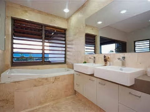 The Boutique Collection At 1 23 Murphy Street Port Douglas - Tourism Hervey Bay 4