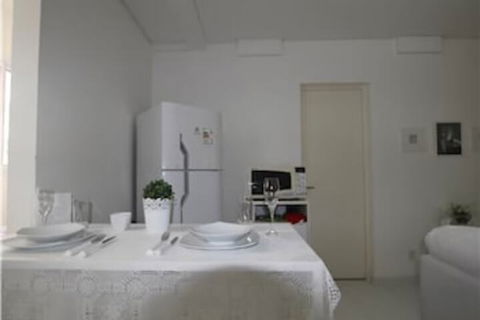 Lotus Boutique Apartments By Peace World - Tourism Hervey Bay 2