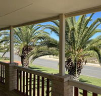 Whispering Palms - Hervey Bay Accommodation