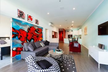 Vance 2Bdr Melbourne Apartment - Hervey Bay Accommodation 0