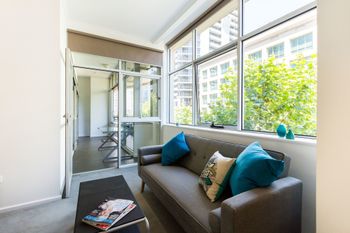 Vance 2Bdr Melbourne Apartment - Hervey Bay Accommodation 6