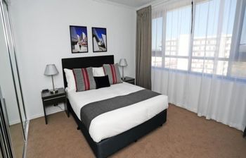 Under The Townsville Sun (694I) - Tourism Hervey Bay 2